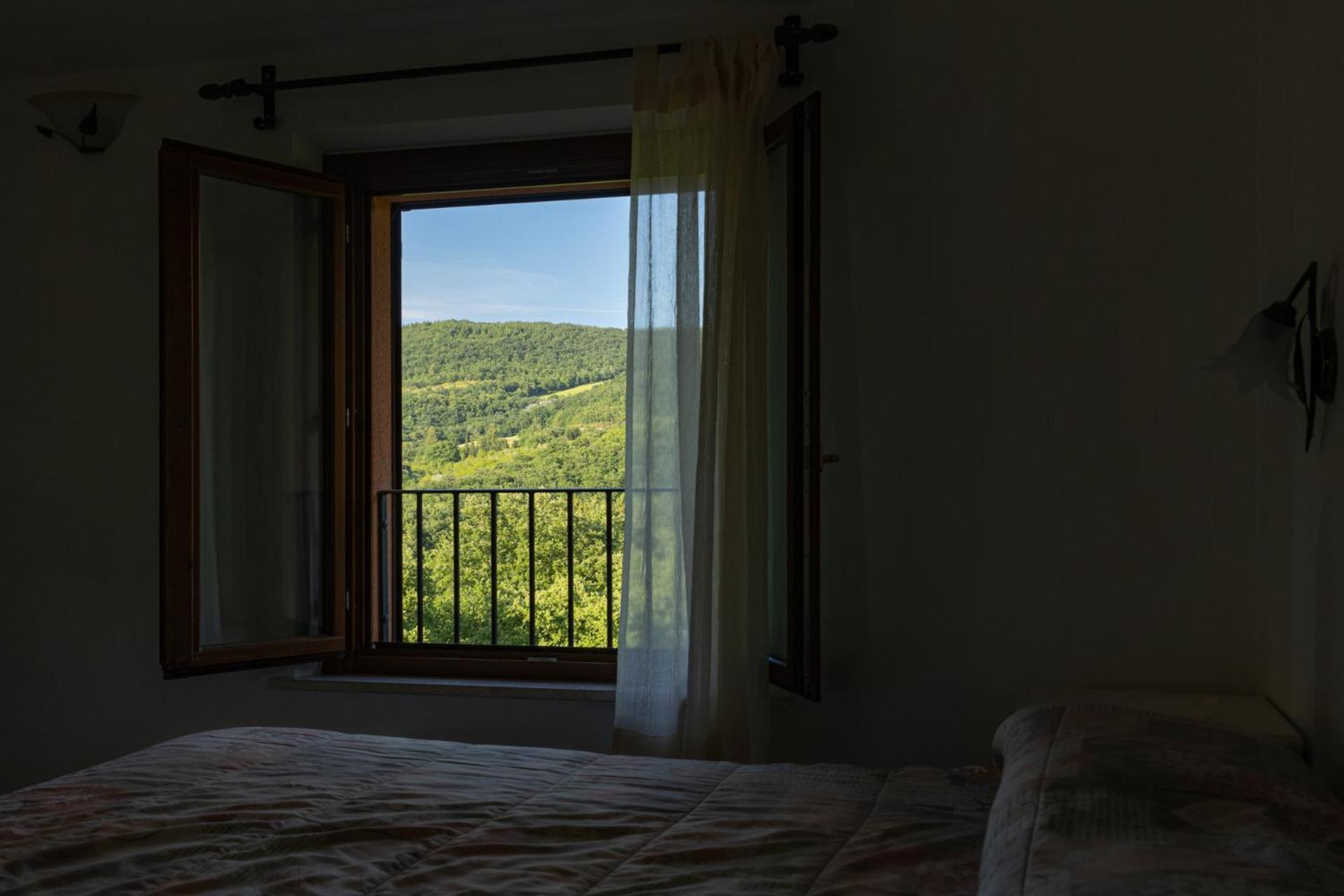 Вилла Relais Parco Del Subasio Пьяно-делле-Пьеве Экстерьер фото